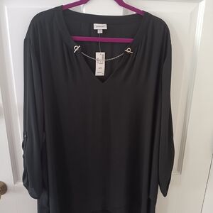 Avenue Black Women's Blouse with Chain Accent. NWT